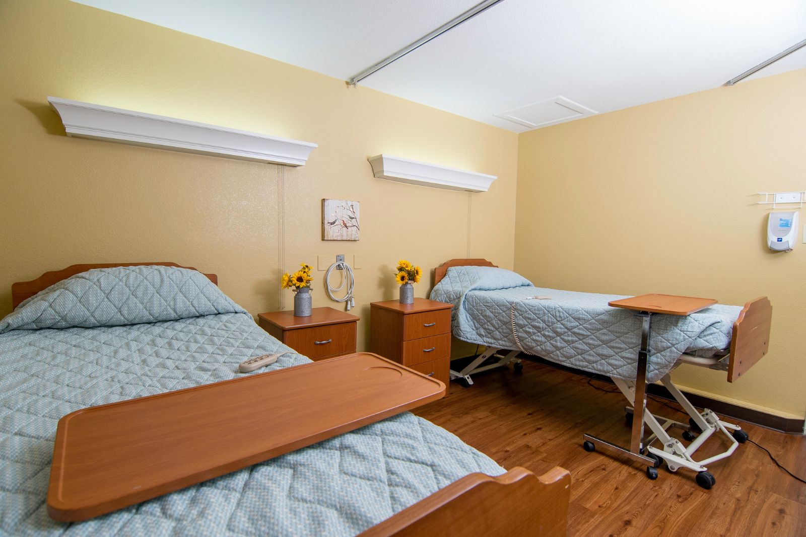 bedroom of Lawrence healthcare center